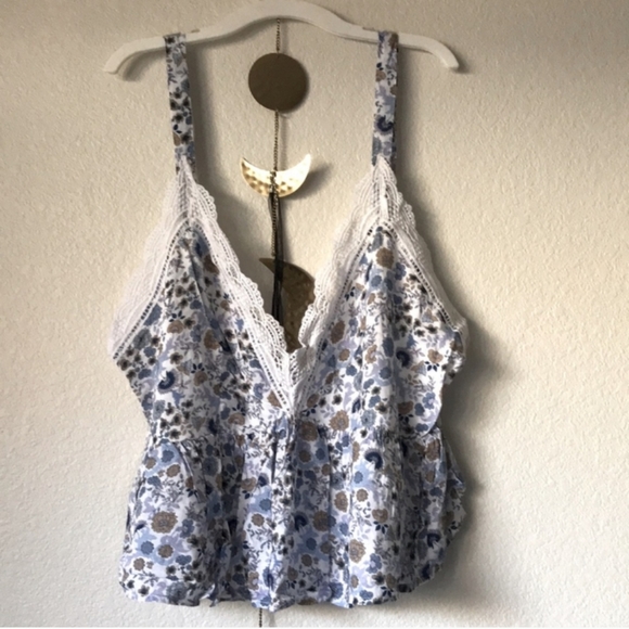 NWT Francesca's Collection Sexy Comfy Floral Pajama Top Sleepwear Loungewear - Picture 1 of 15